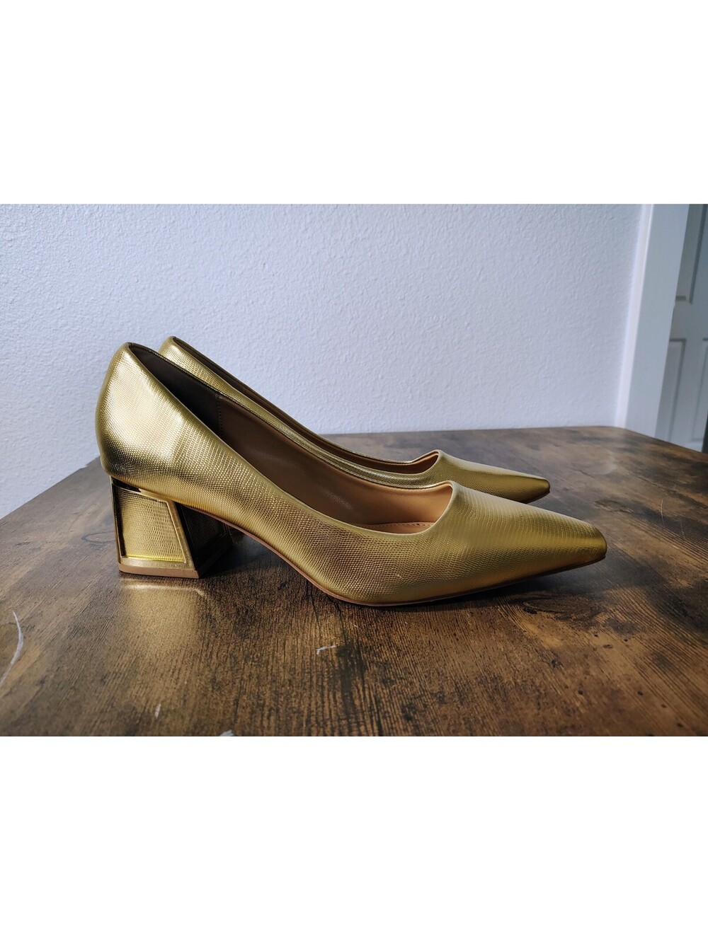 Ninety Union Blink Gold Metallic Block Heel Pumps Womens Size 12 Textured Shoe